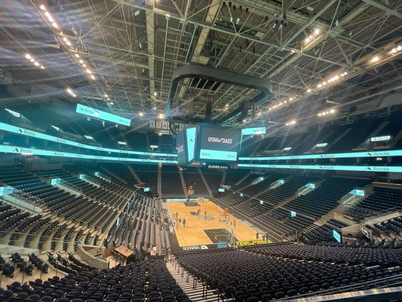 猶他爵士隊主場館計分屏、看臺屏、圍欄屏全景圖